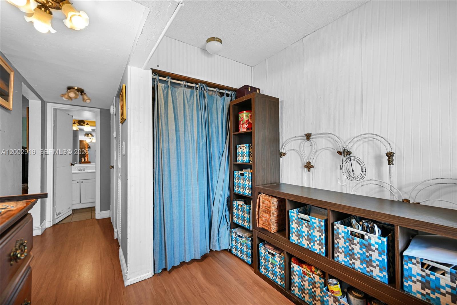 1335 W 68th Street