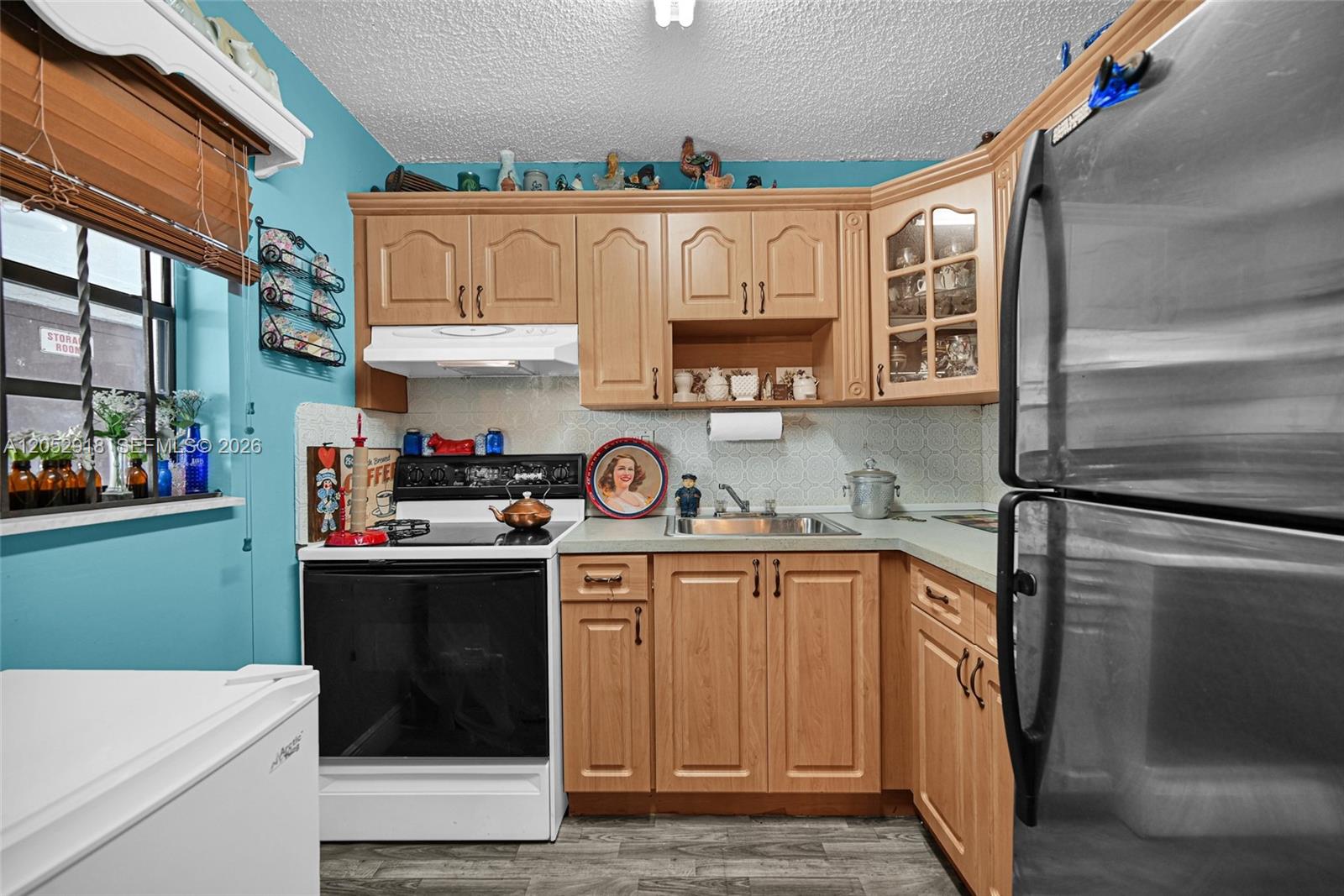 1335 W 68th Street
