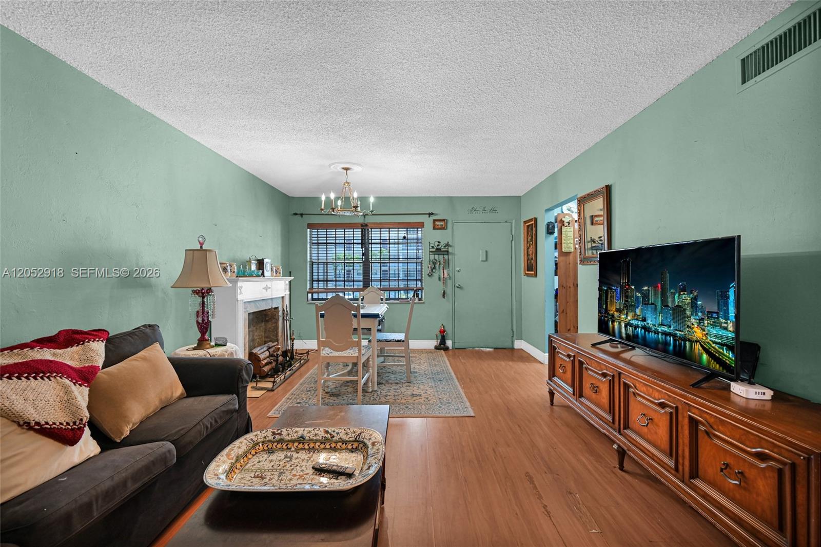 1335 W 68th Street
