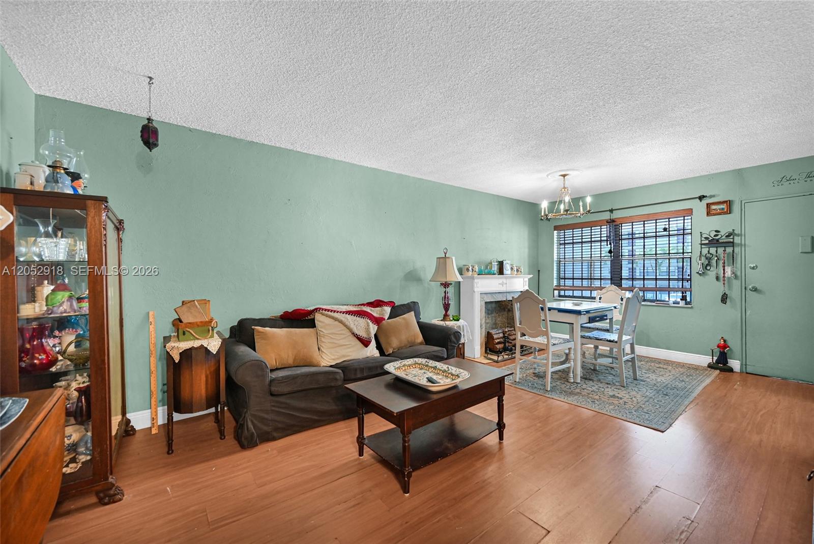 1335 W 68th Street