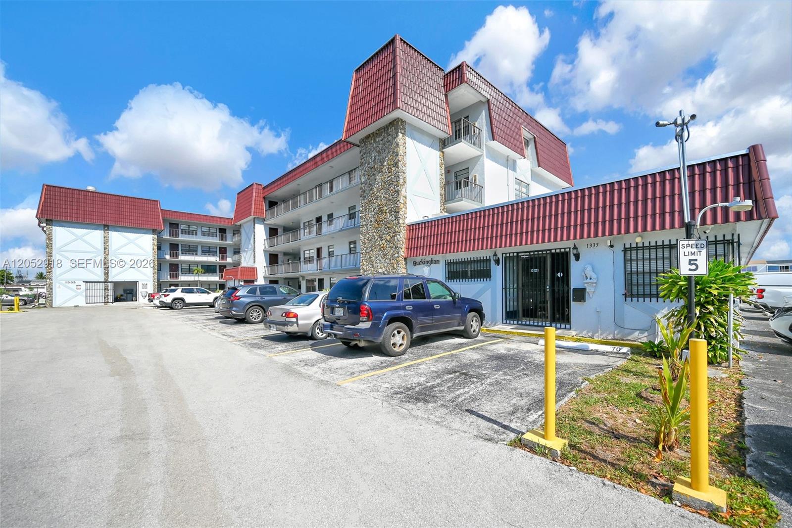 1335 W 68th Street
