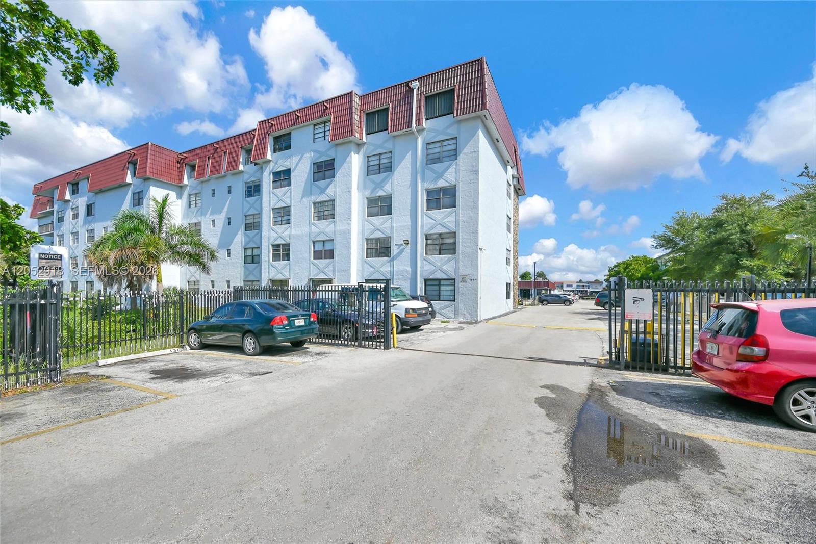 1335 W 68th Street