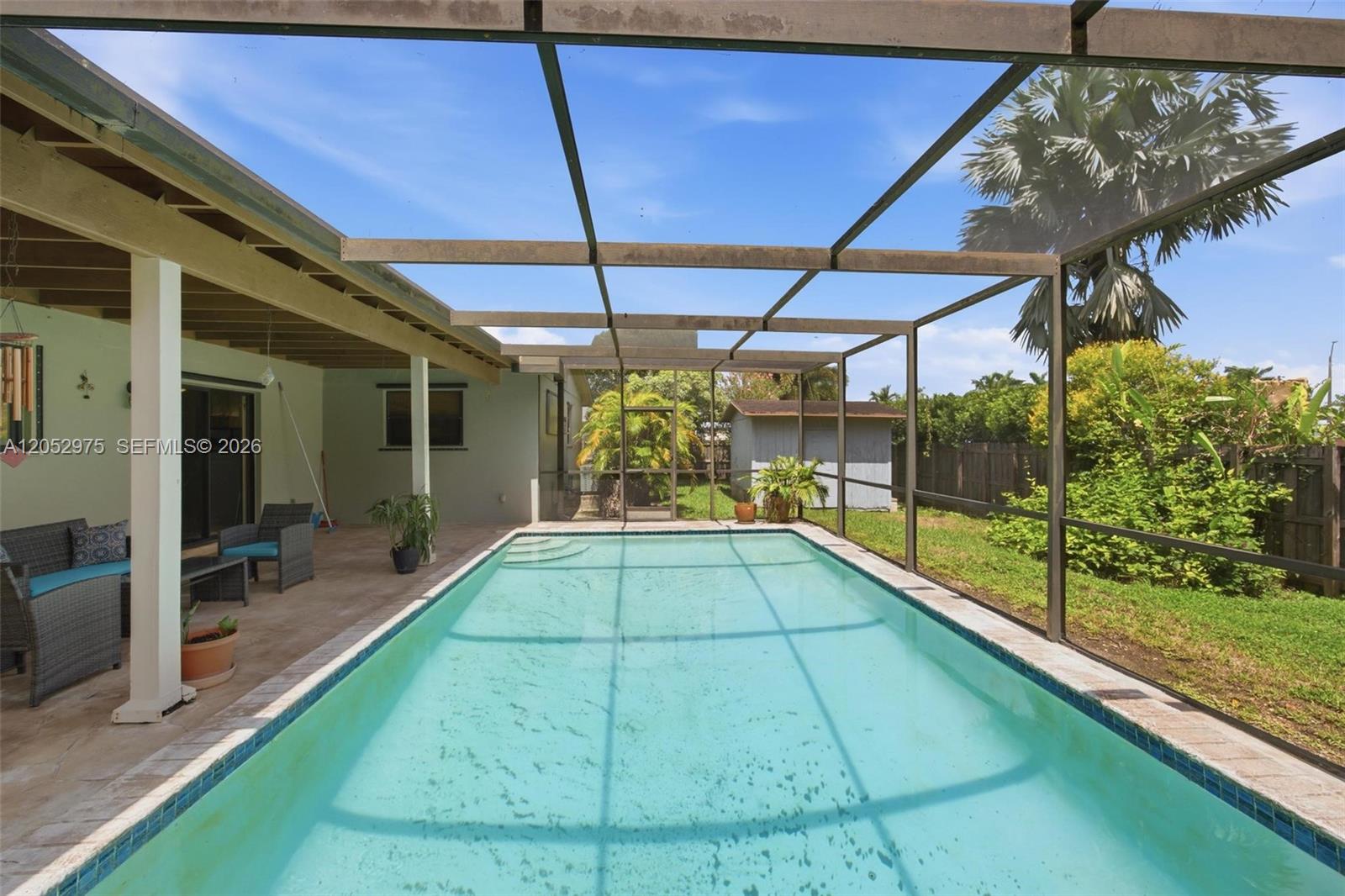 225 NW 15th Street