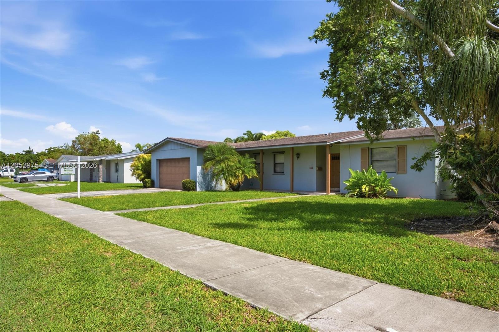 225 NW 15th Street