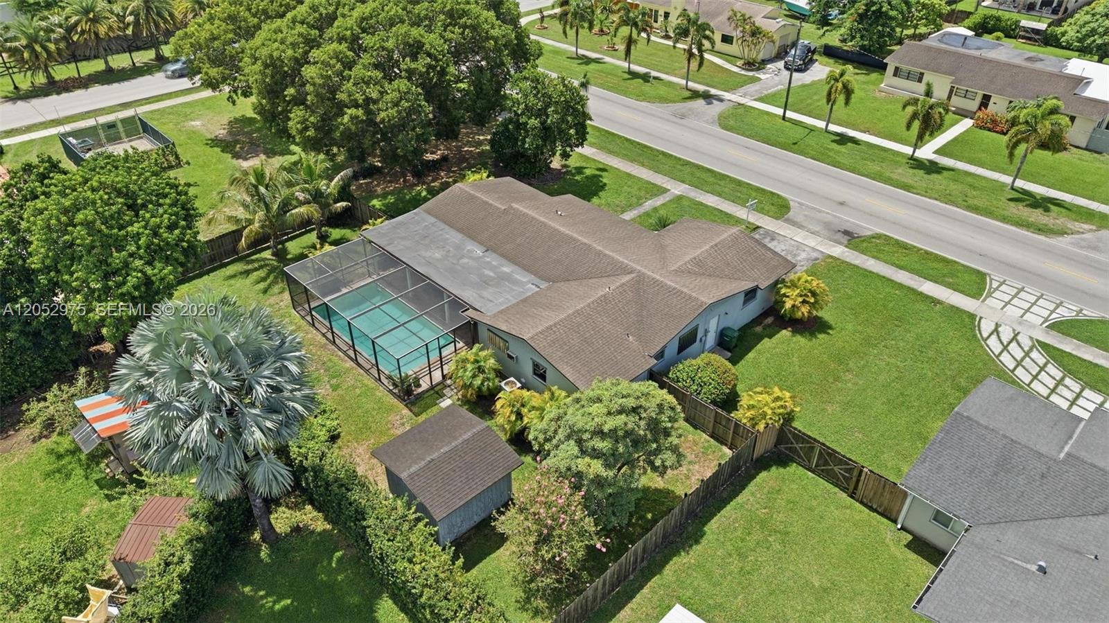 225 NW 15th Street