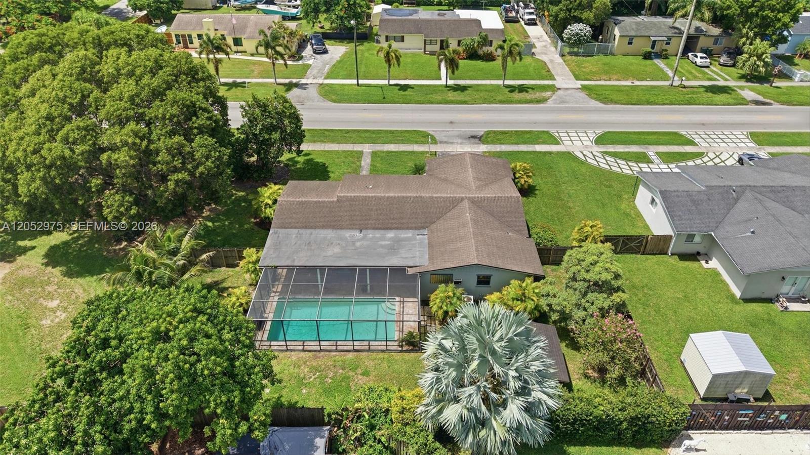225 NW 15th Street