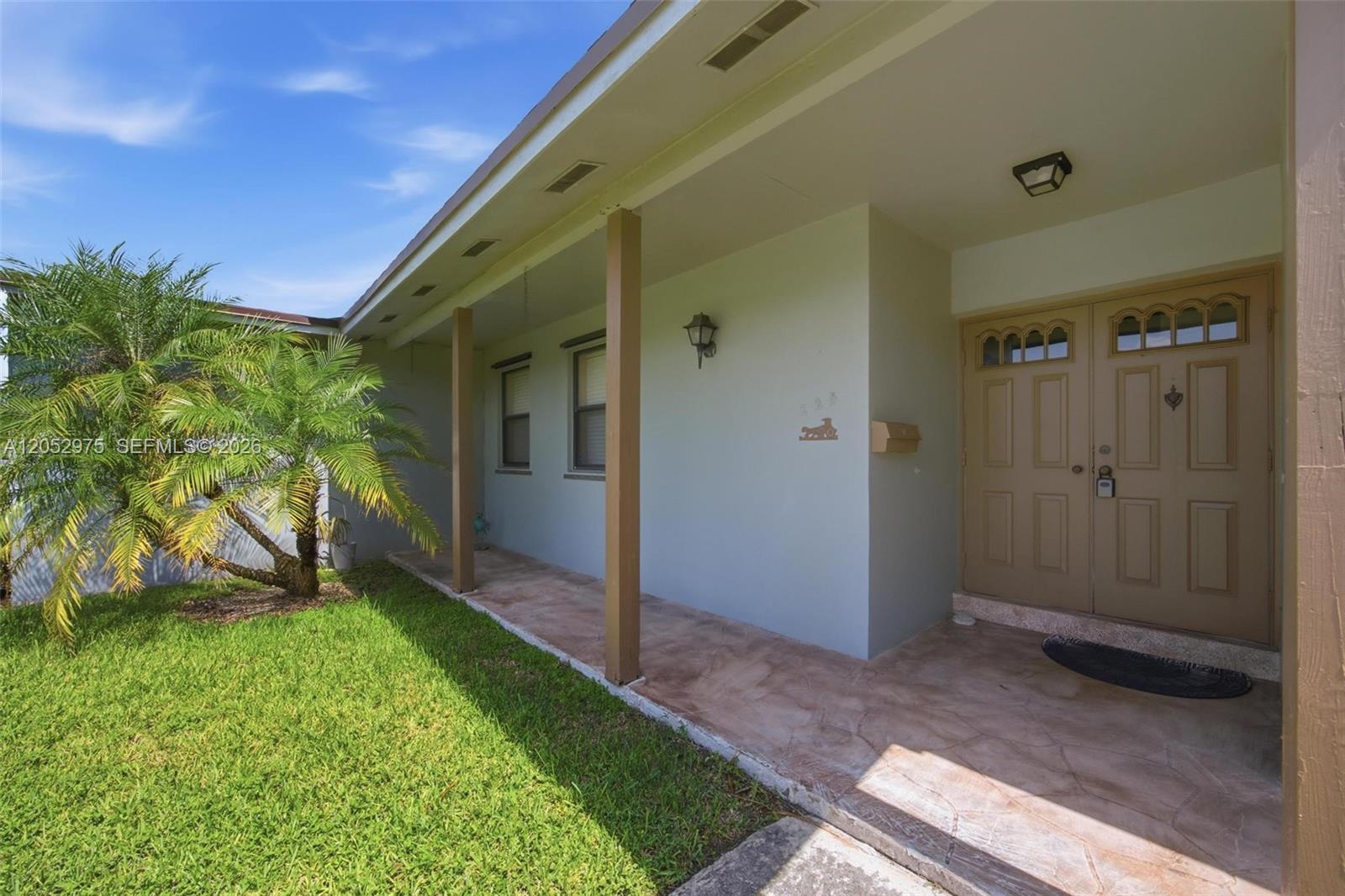 225 NW 15th Street