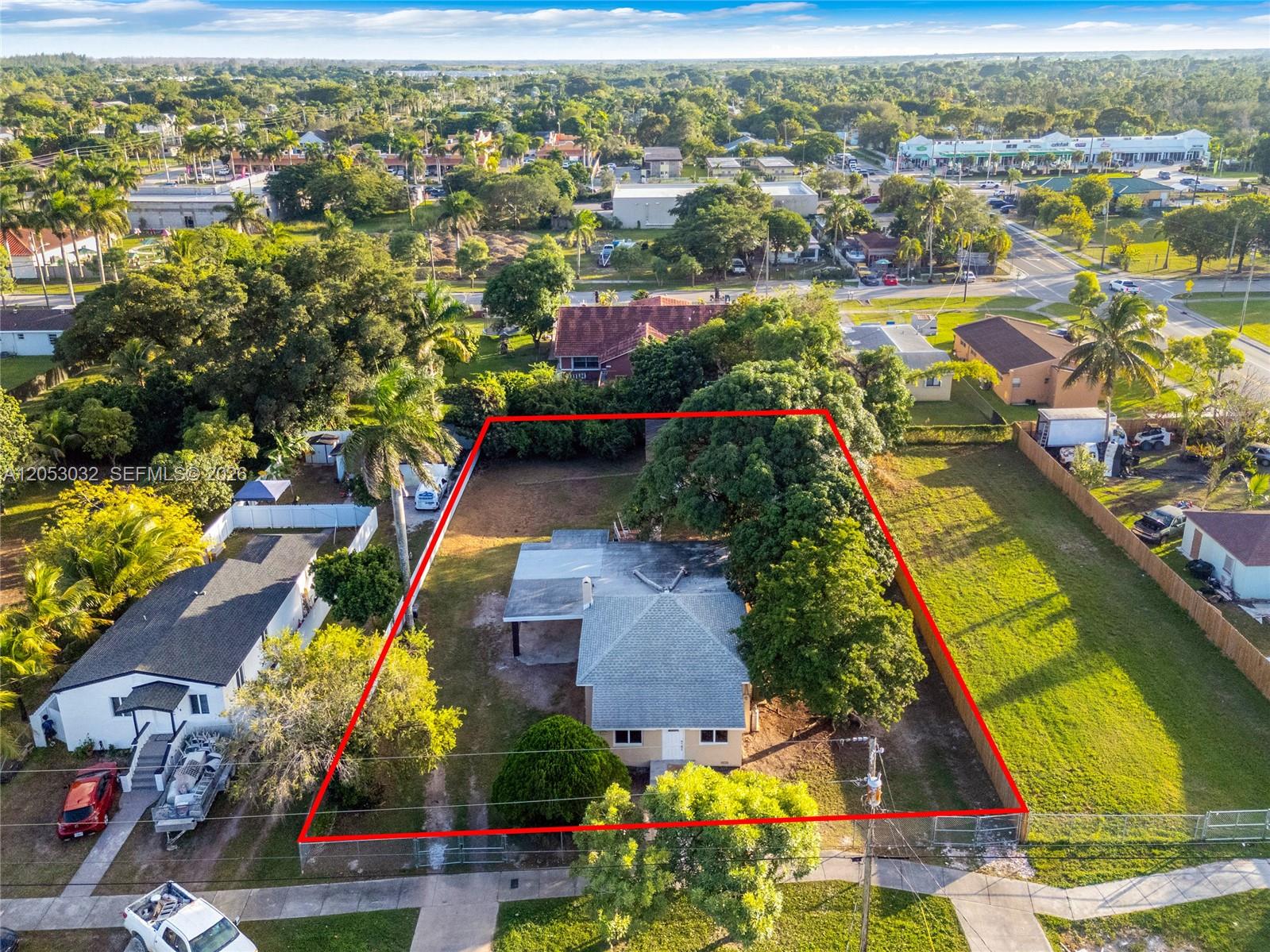 559 NW 2nd Street