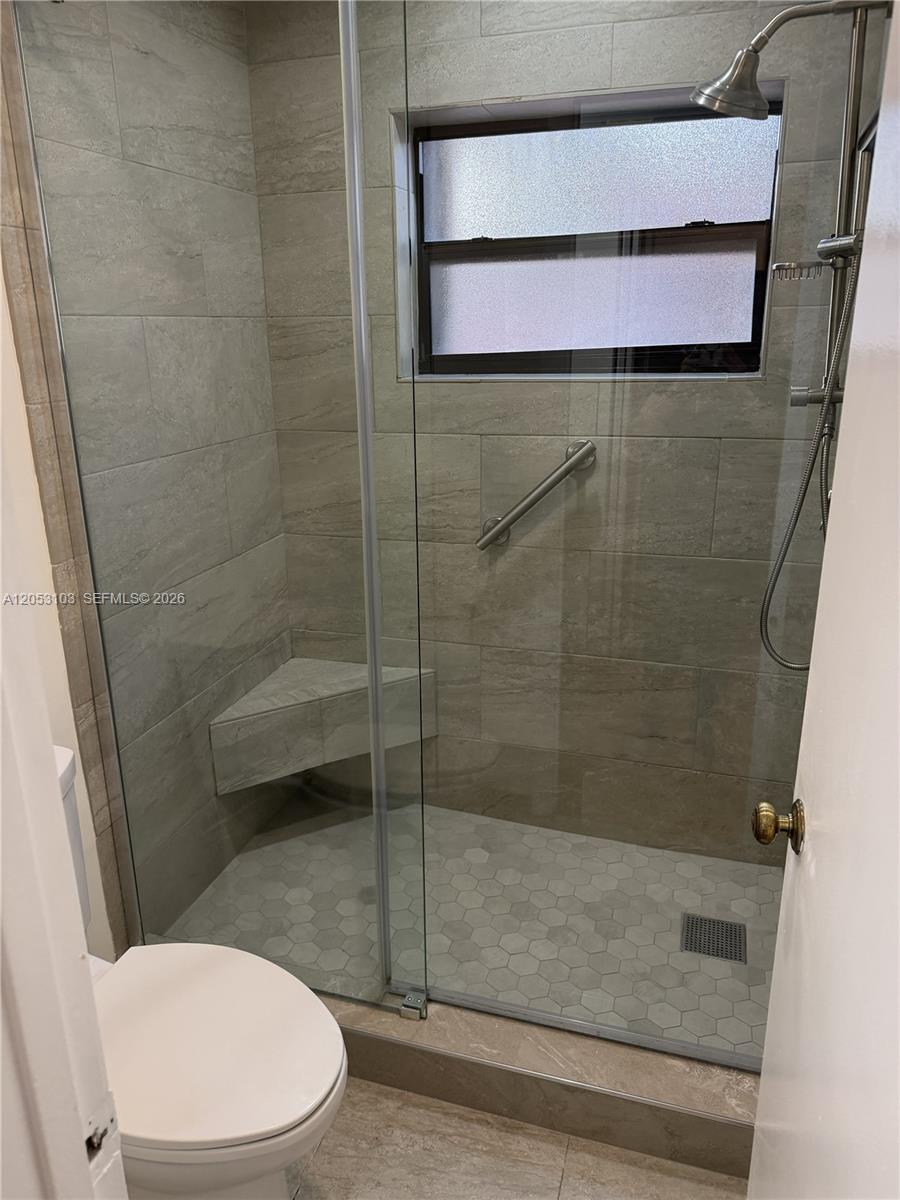 11325 SW 133rd Court gallery image #7
