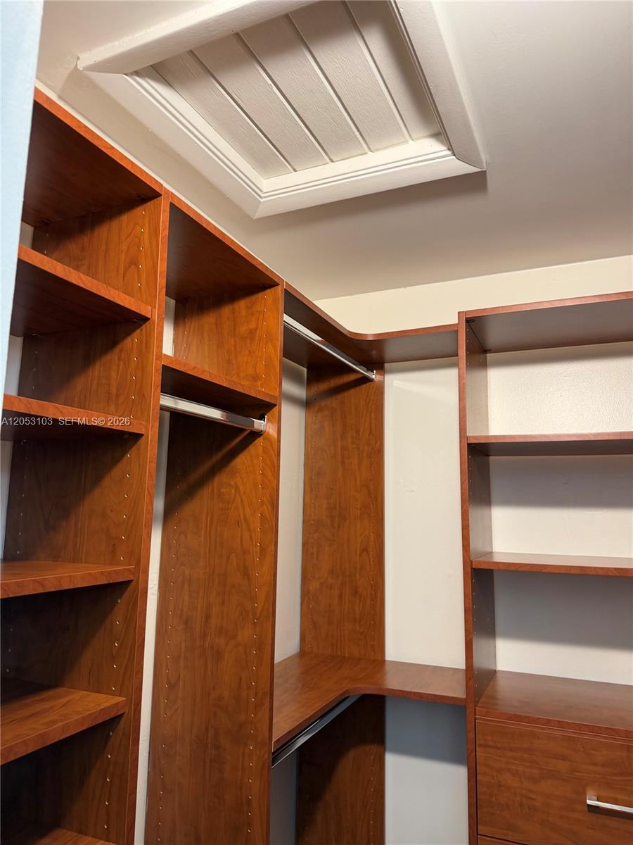 11325 SW 133rd Court gallery image #8