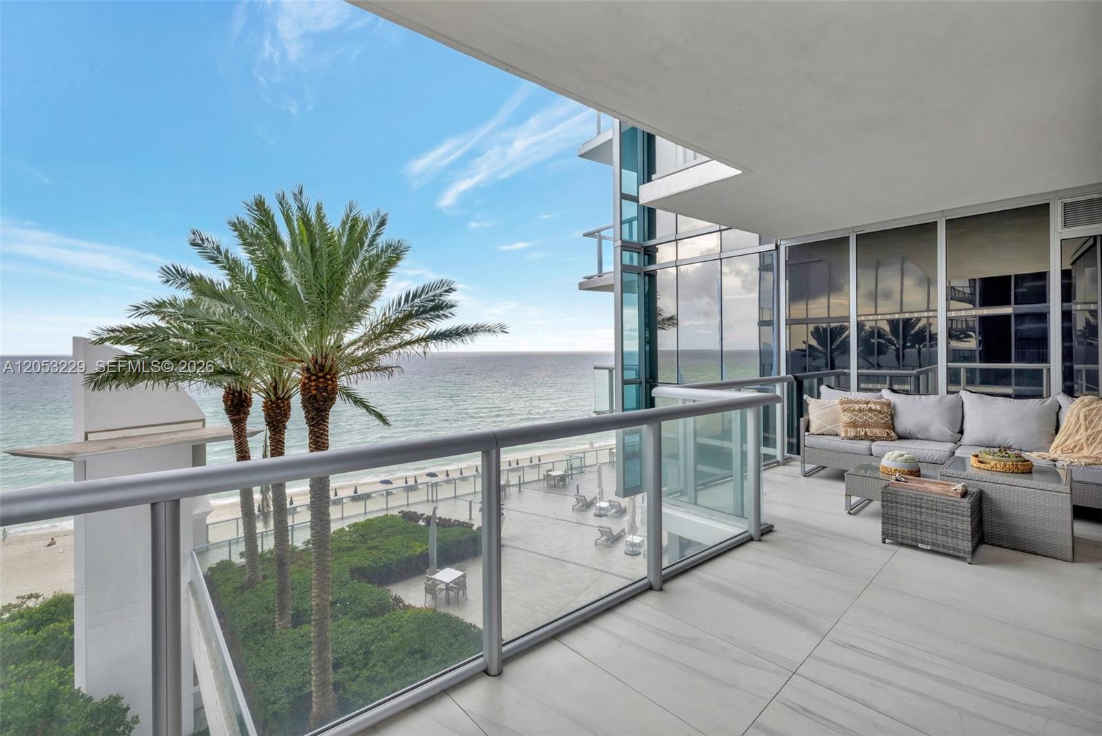17121 Collins Avenue