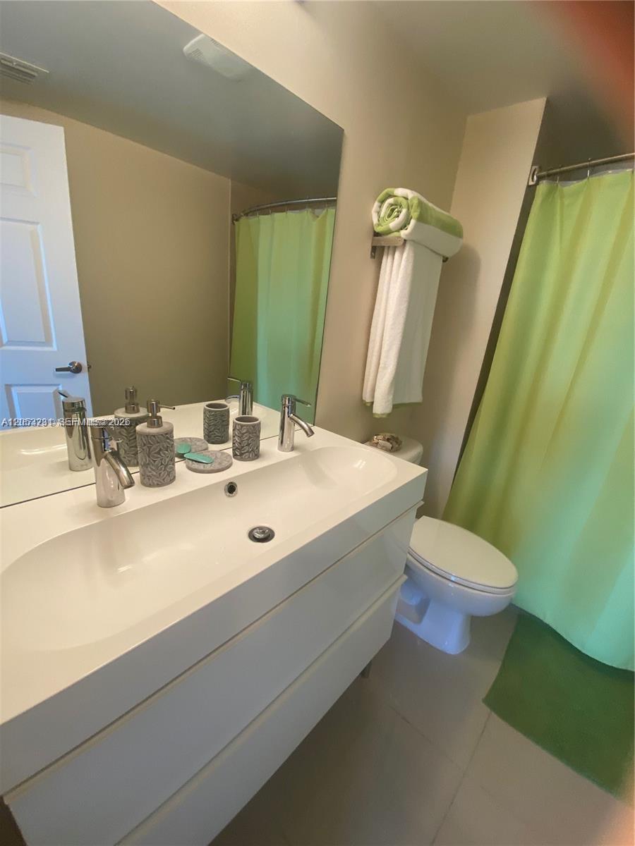 275 NE 18th Street