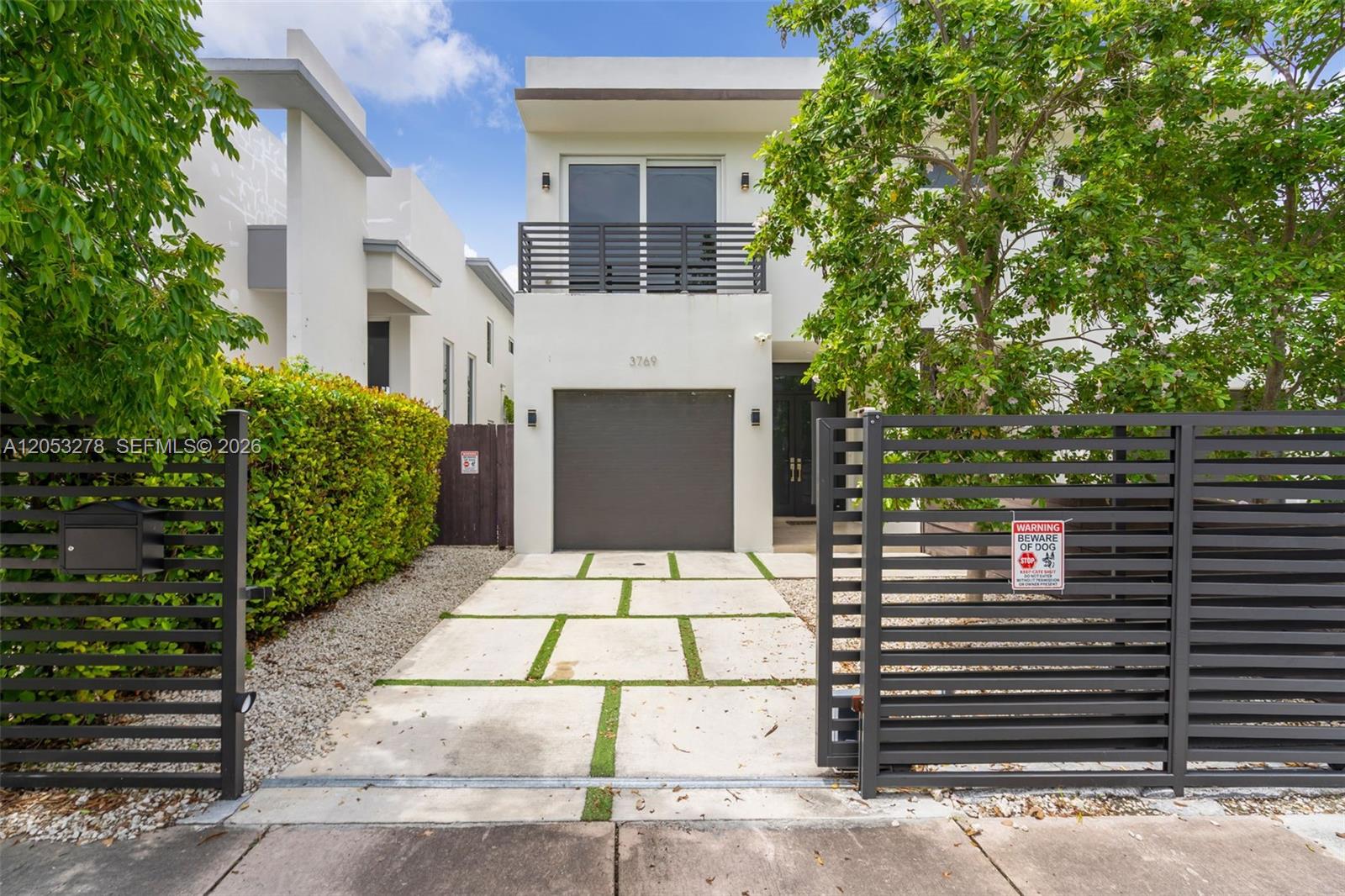 3769 SW 27th Lane
