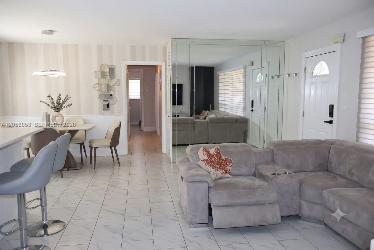 351 NW 206th Terrace