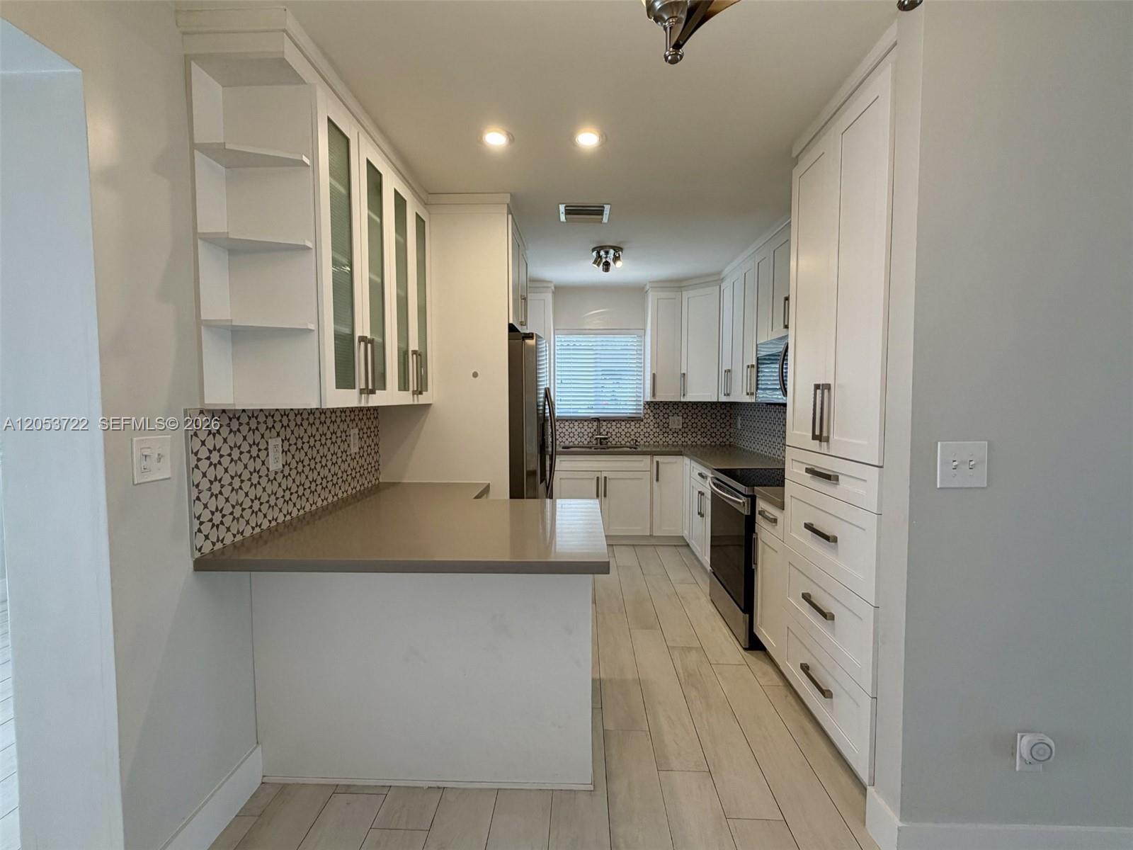 6320 SW 24th Street
