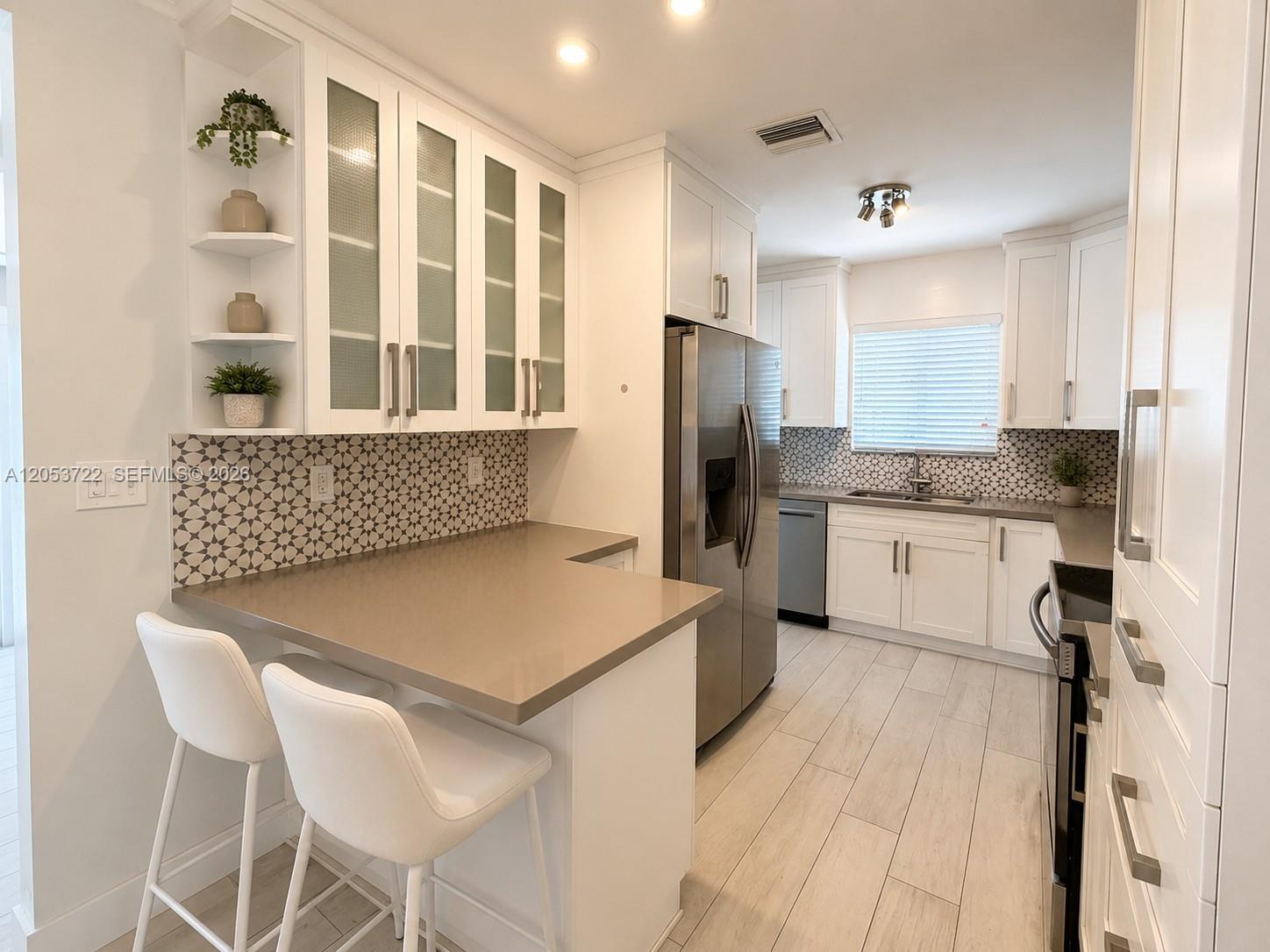 6320 SW 24th Street