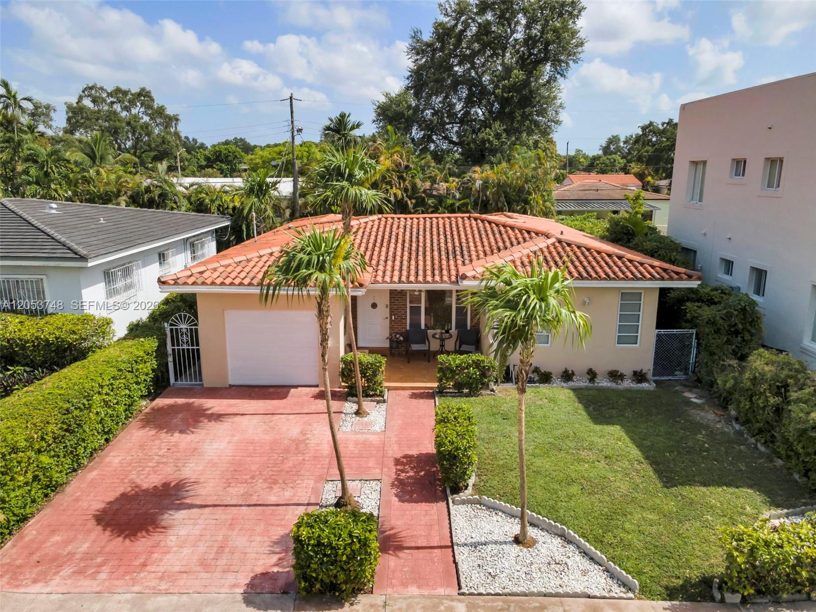35 Oviedo Avenue