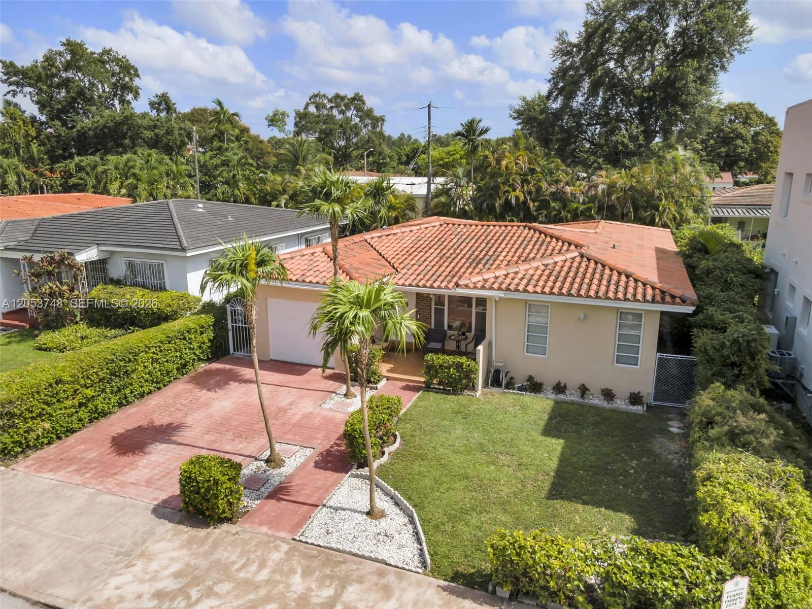 35 Oviedo Avenue