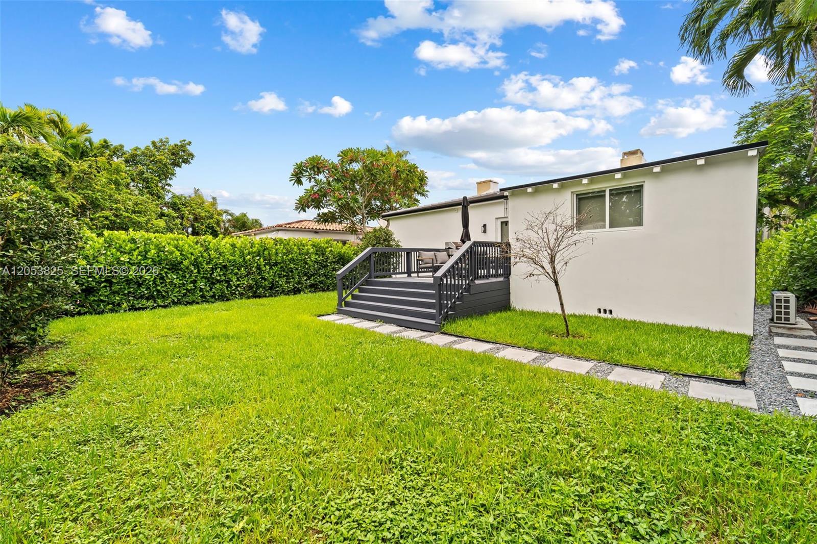 829 Granada Groves Court