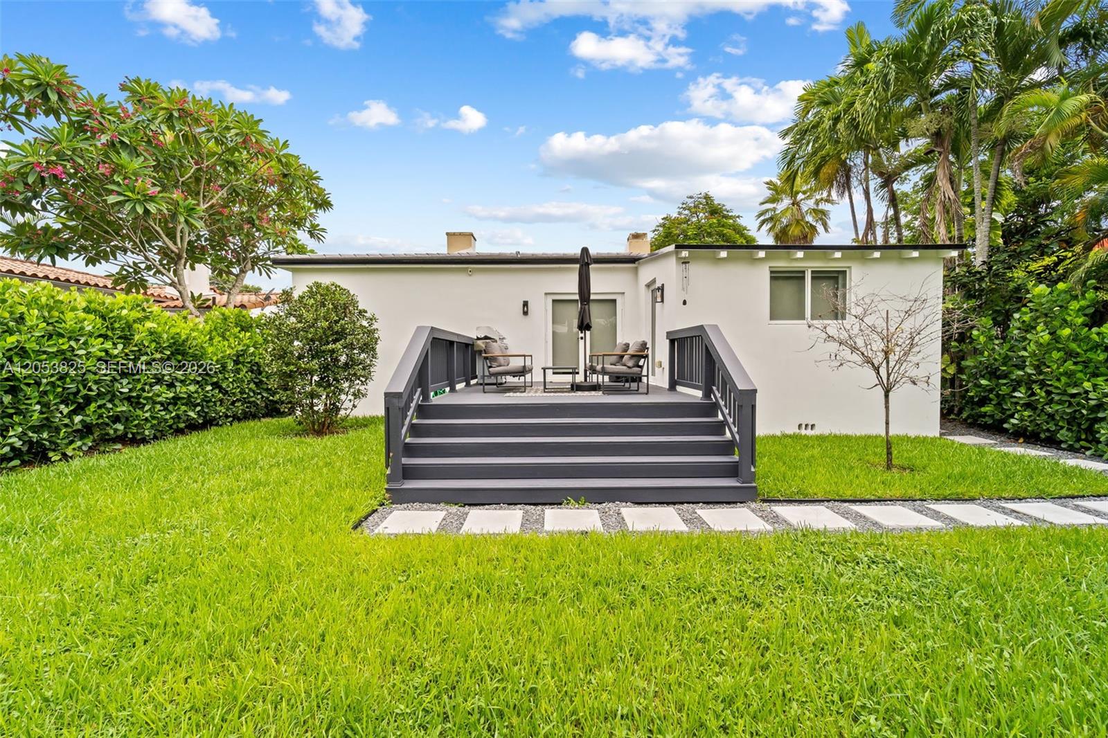 829 Granada Groves Court