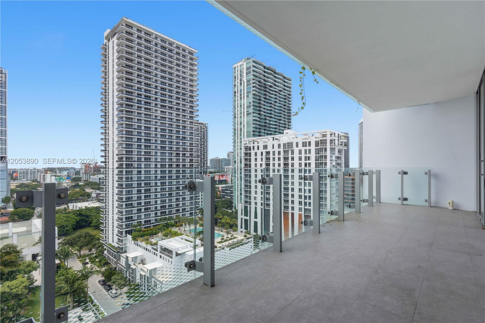 700 NE 26th Terrace