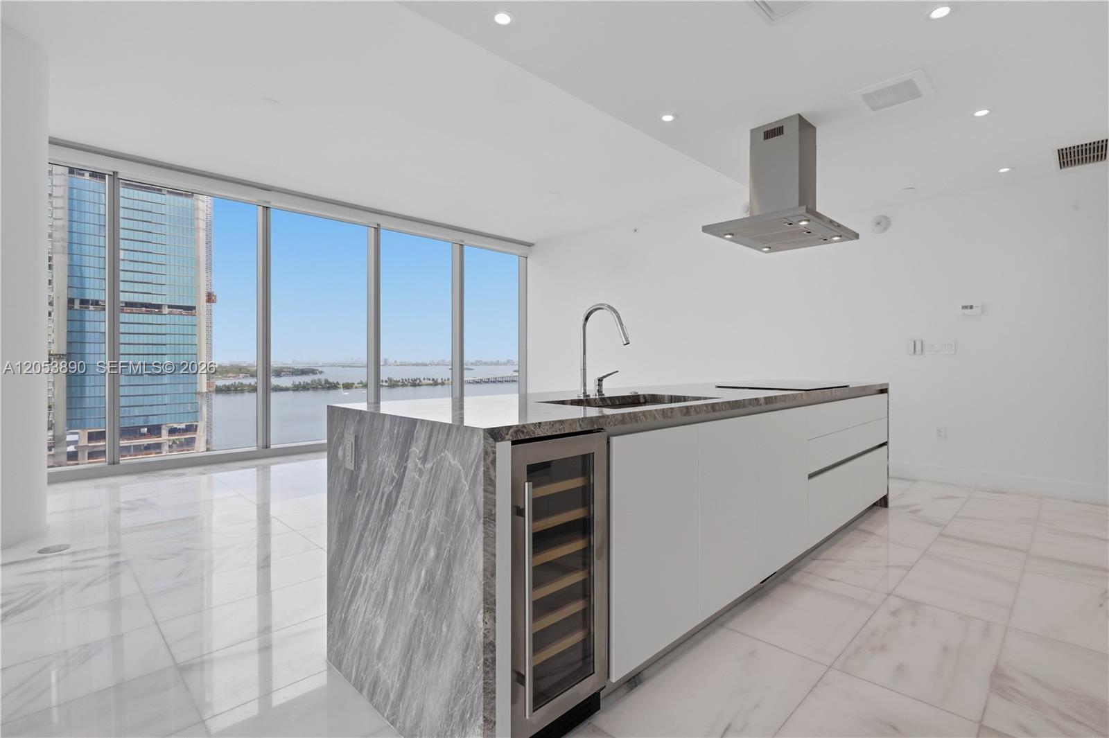 700 NE 26th Terrace