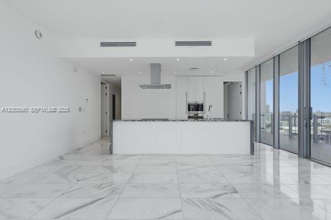 700 NE 26th Terrace