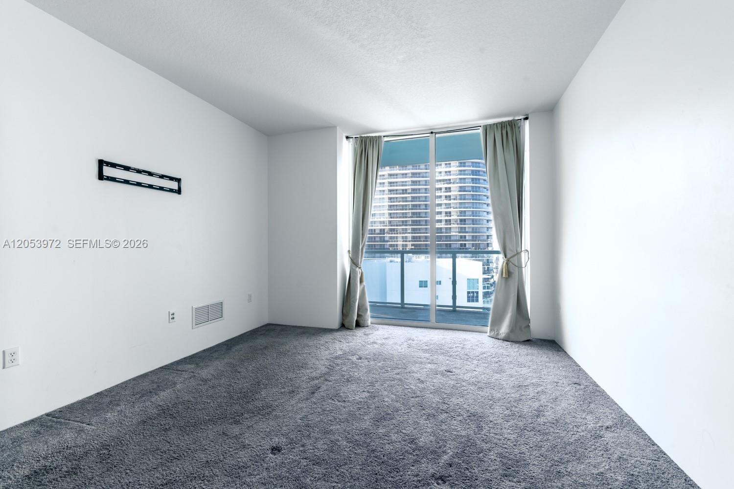1900 N Bayshore Drive