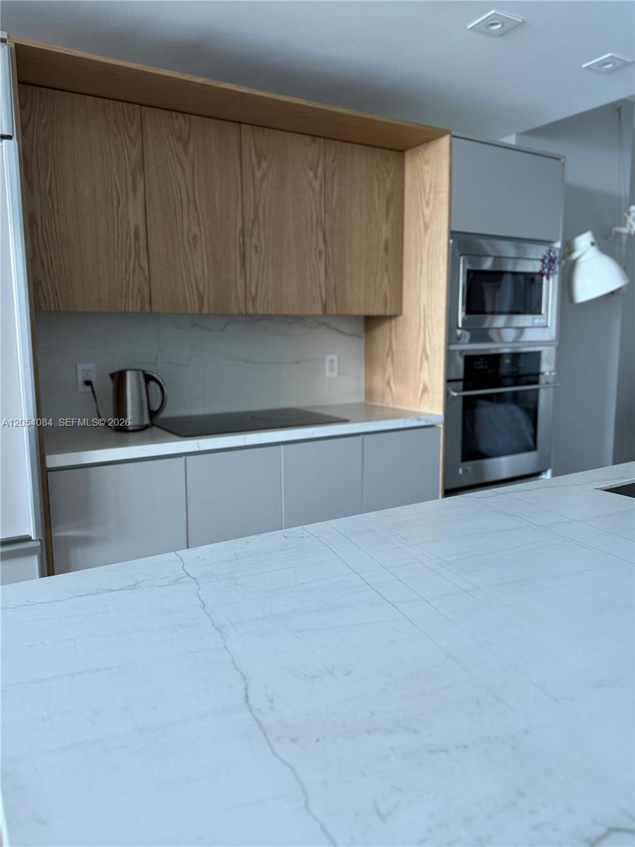 460 NE 28th Street