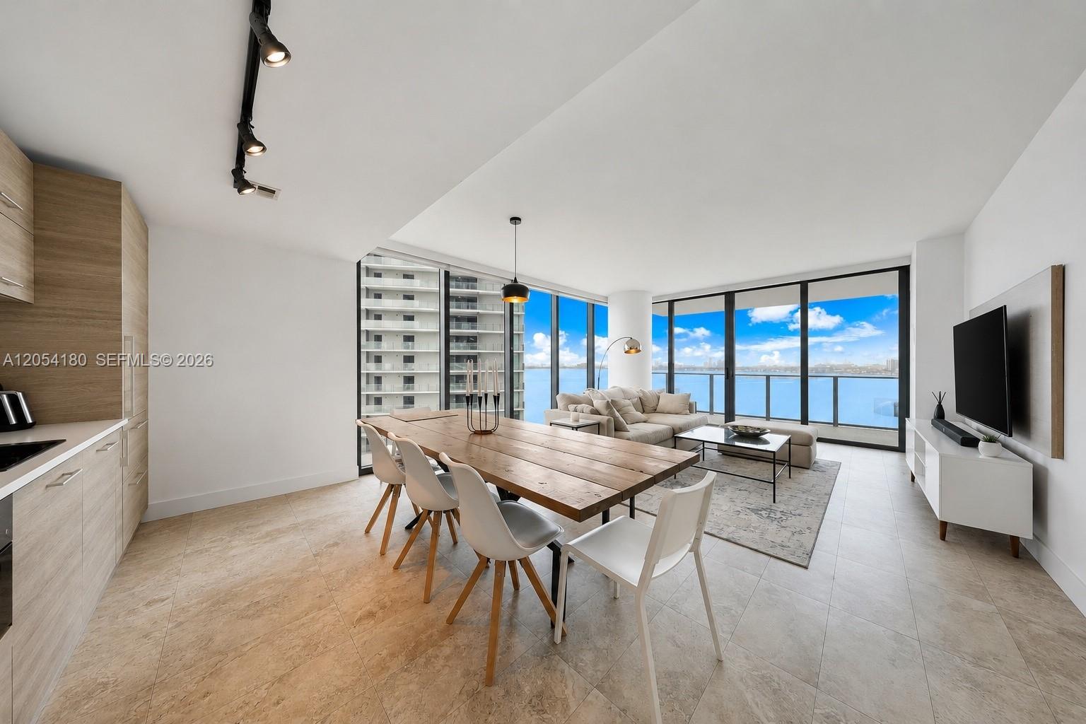 650 NE 32nd Street