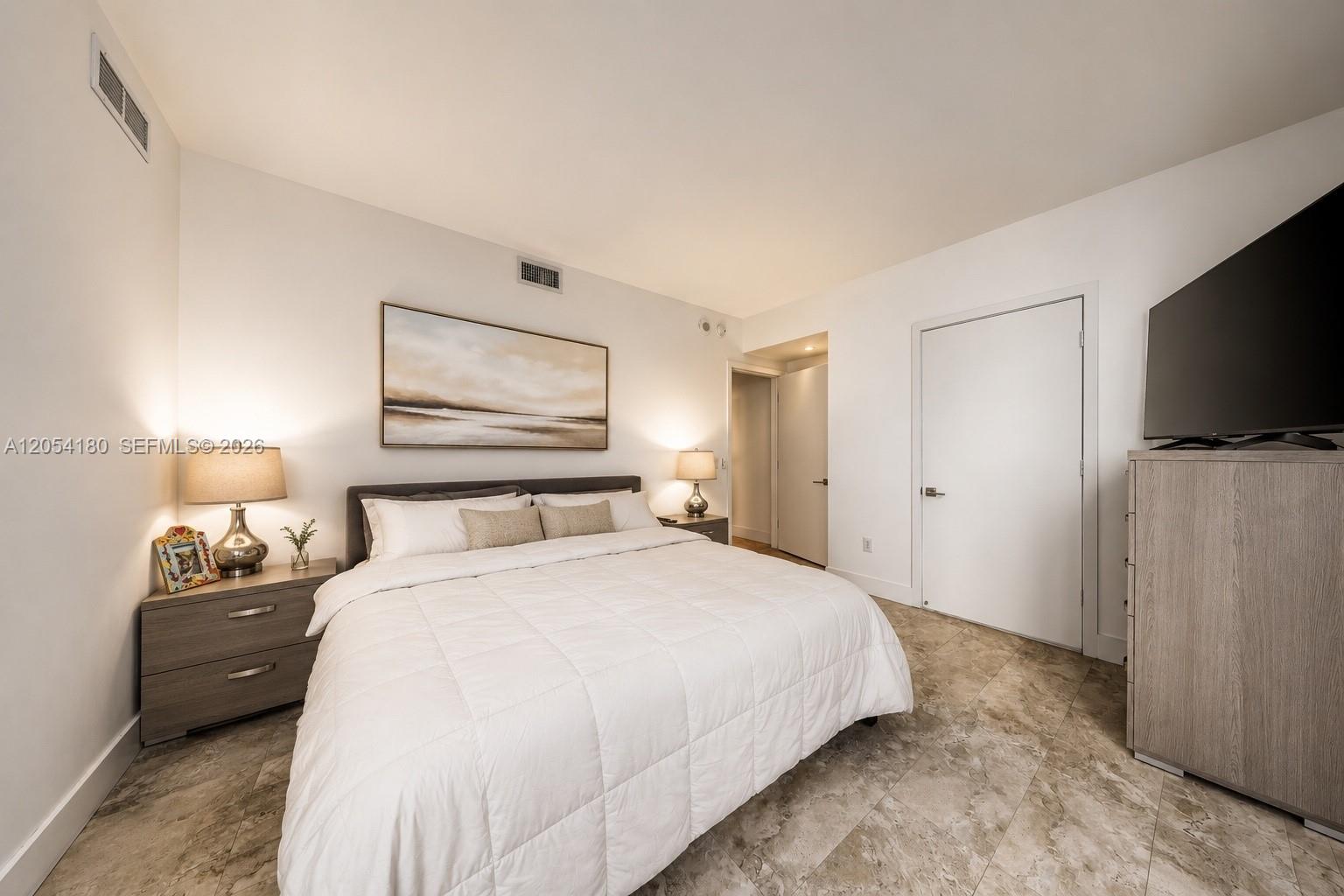 650 NE 32nd Street