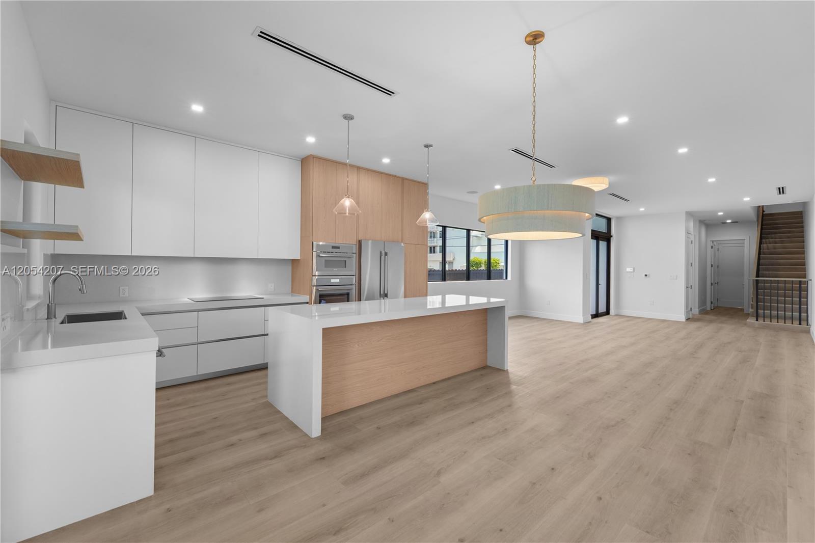 2735 SW 23rd Terrace