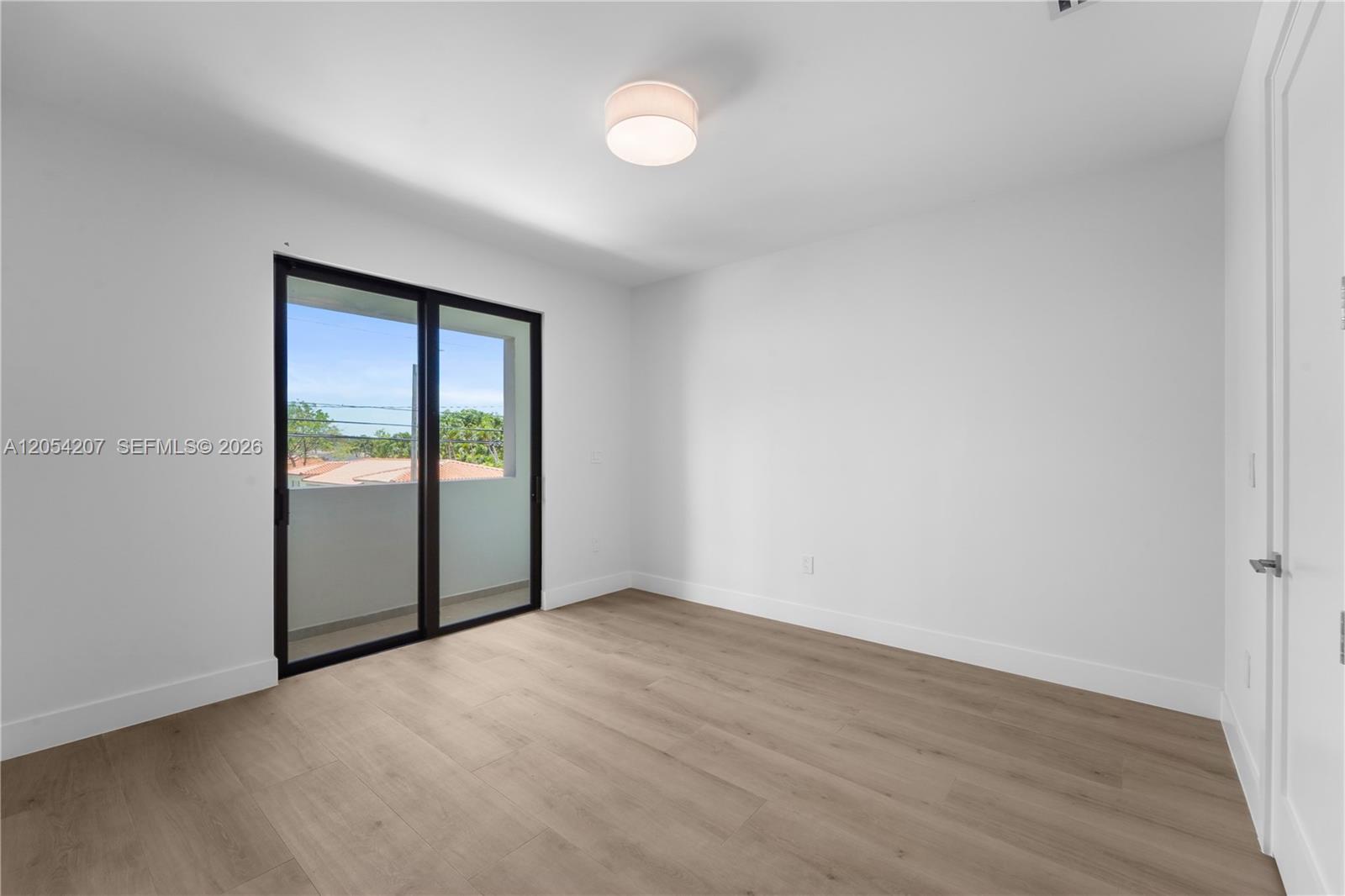 2735 SW 23rd Terrace