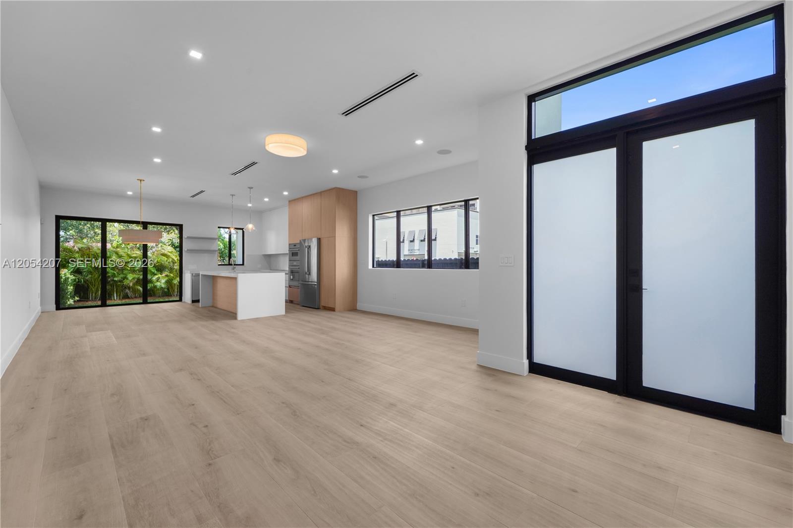 2735 SW 23rd Terrace