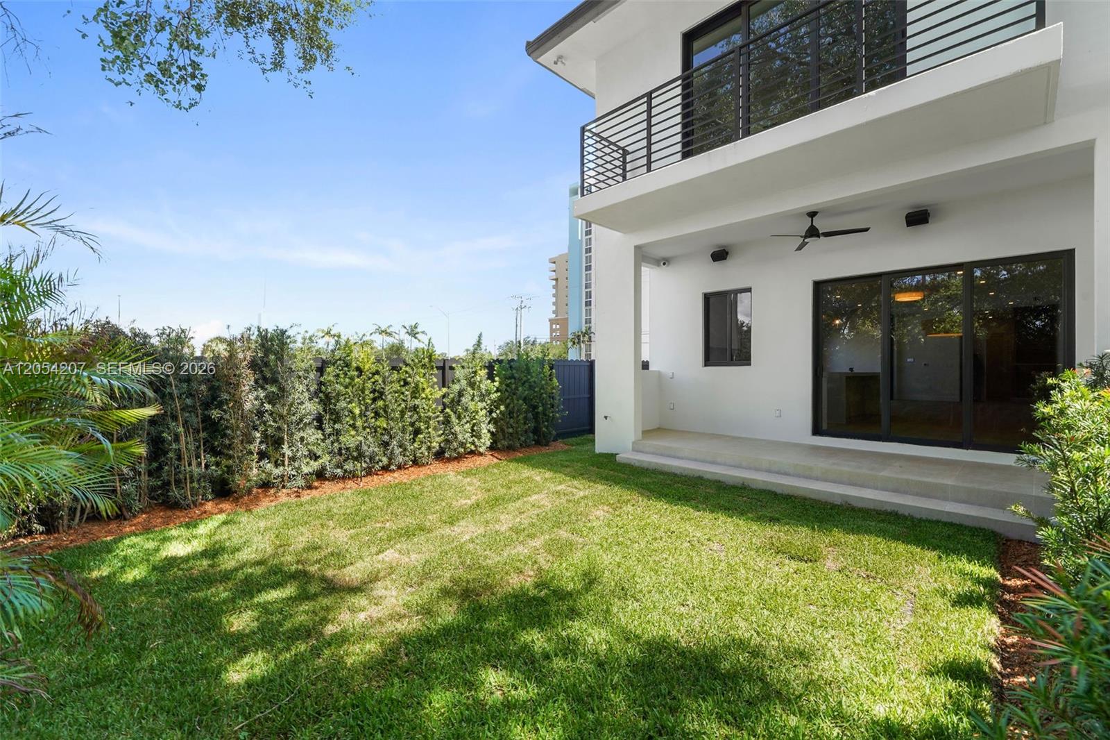 2735 SW 23rd Terrace
