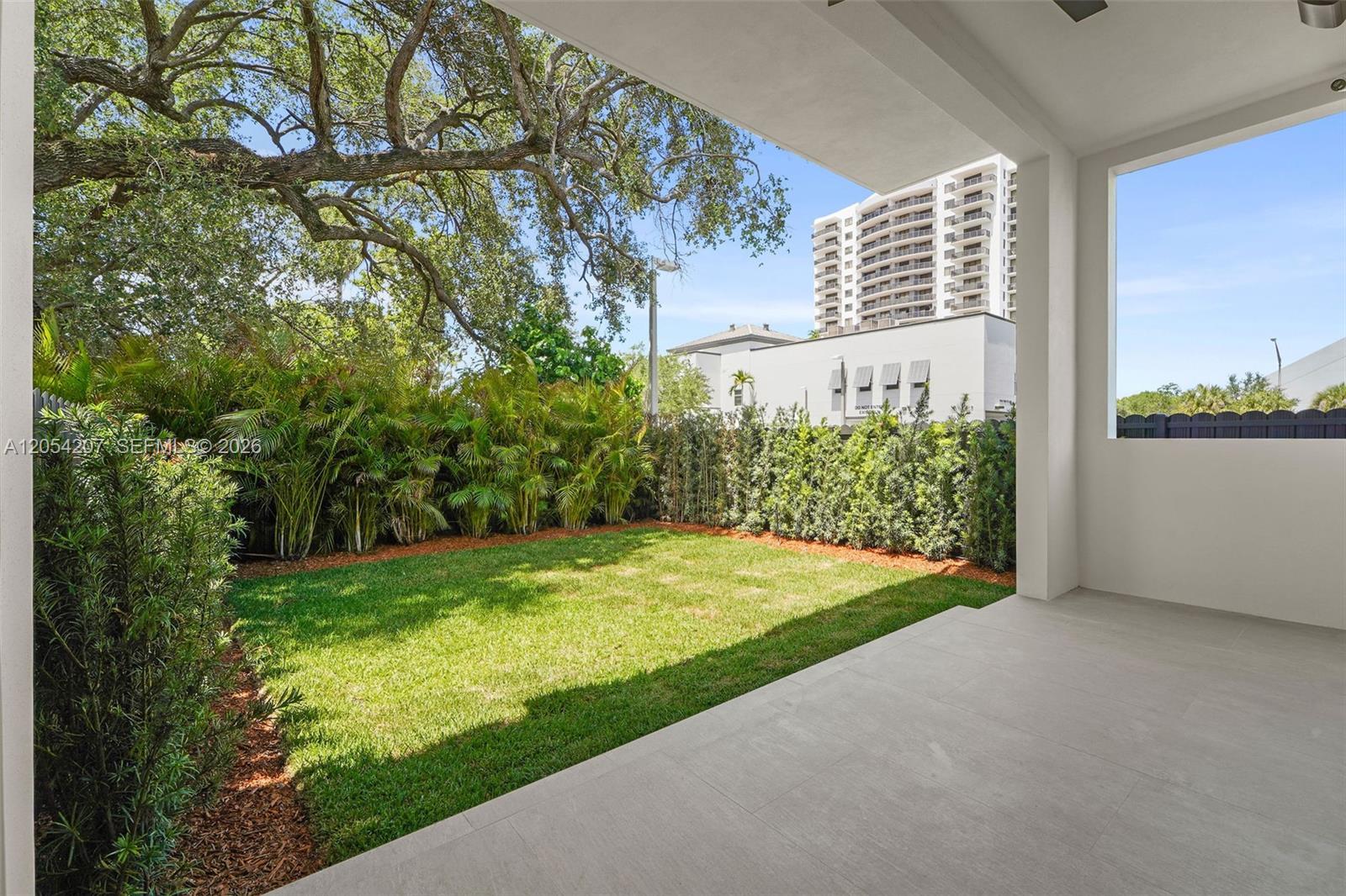 2735 SW 23rd Terrace