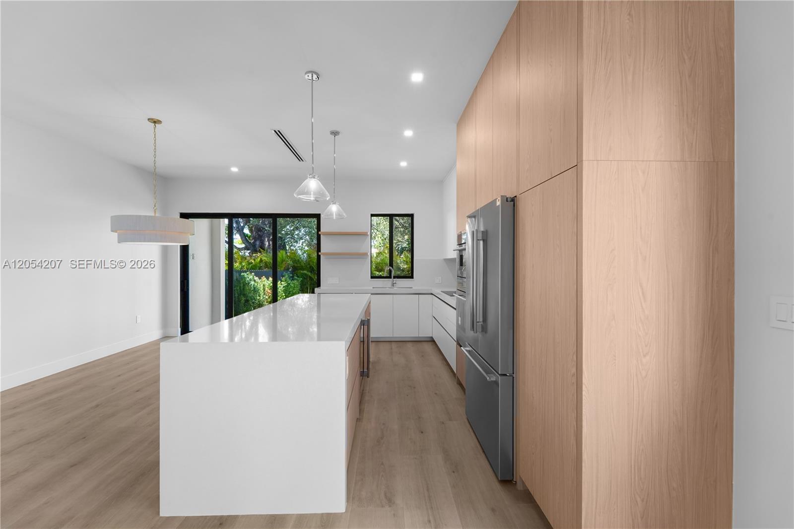 2735 SW 23rd Terrace