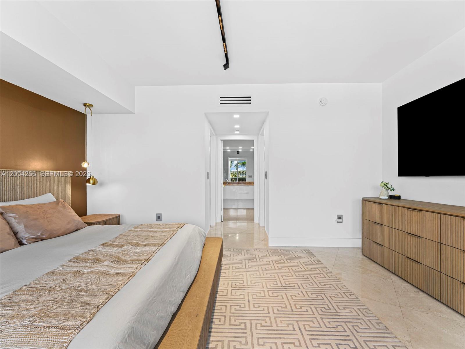 400 Alton Road