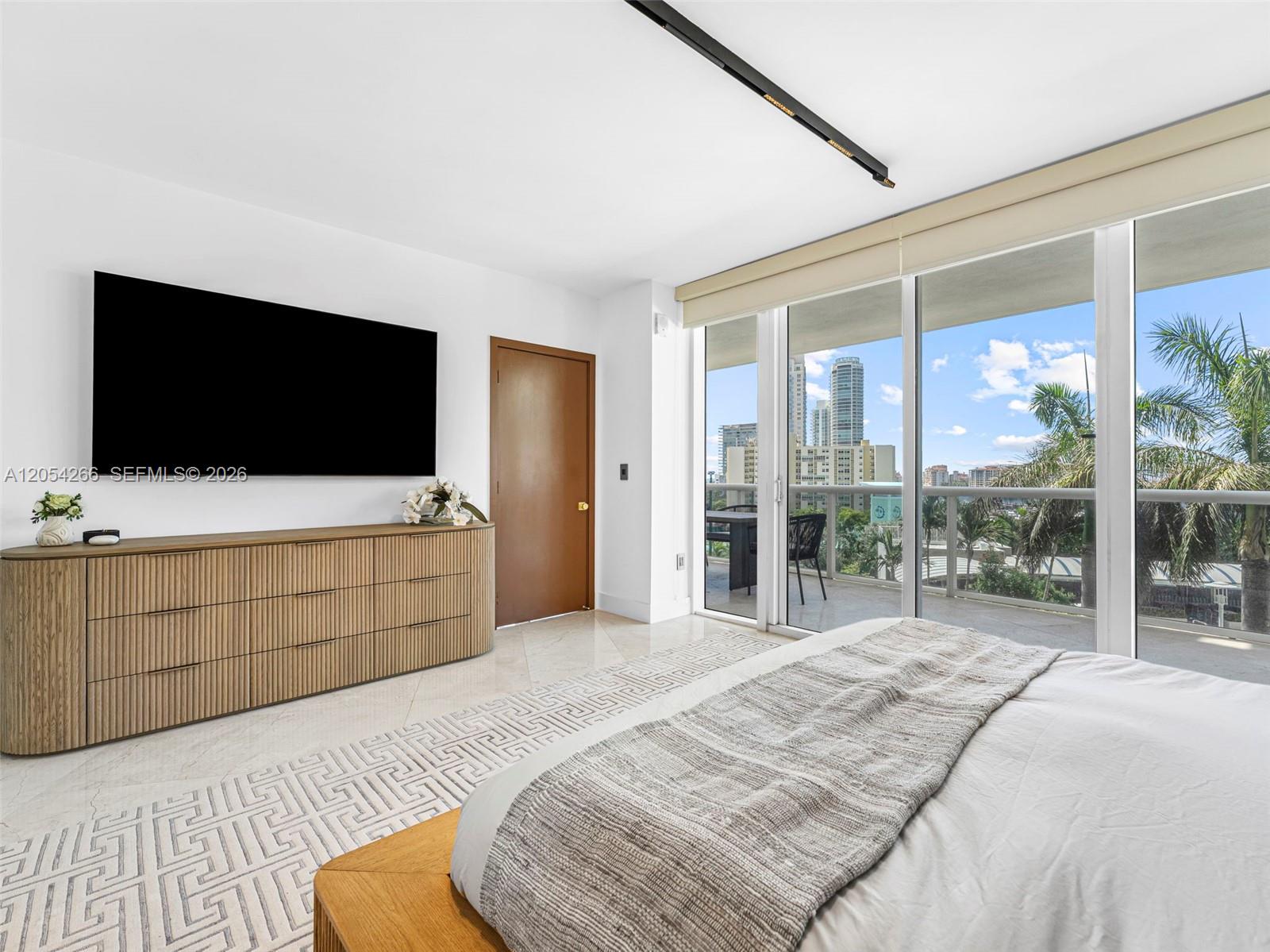 400 Alton Road