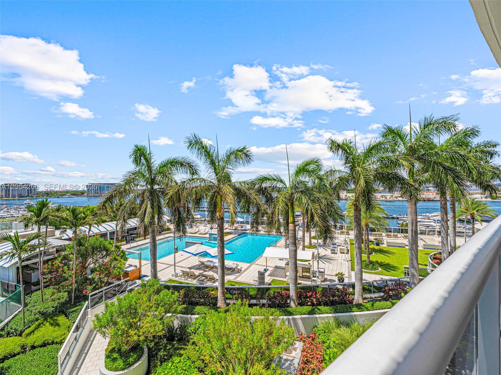 400 Alton Road