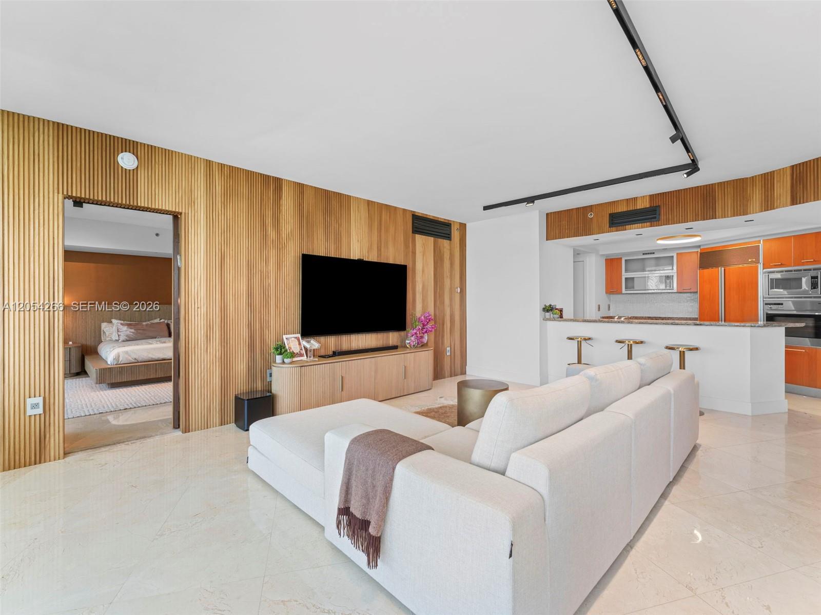 400 Alton Road