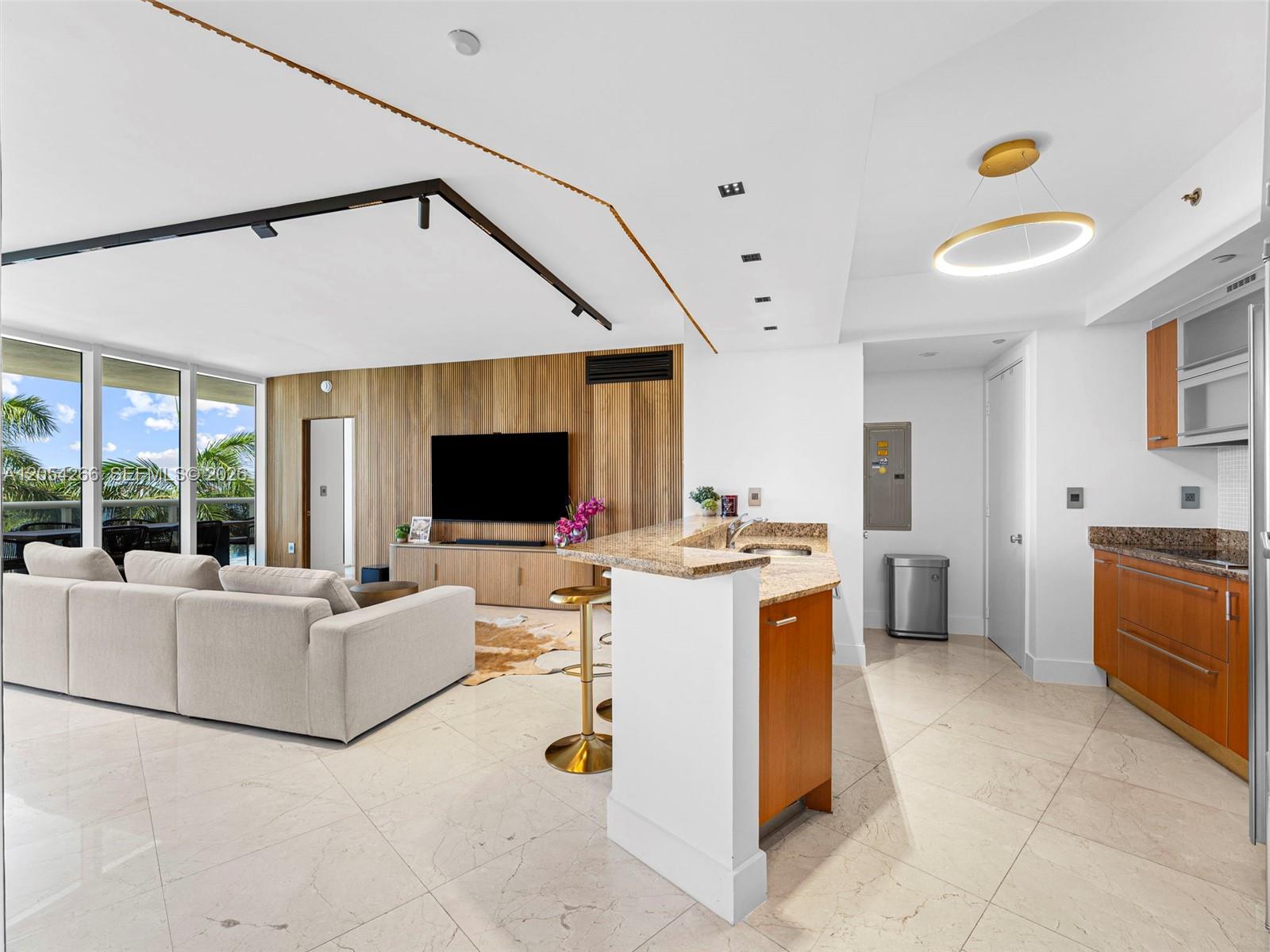 400 Alton Road
