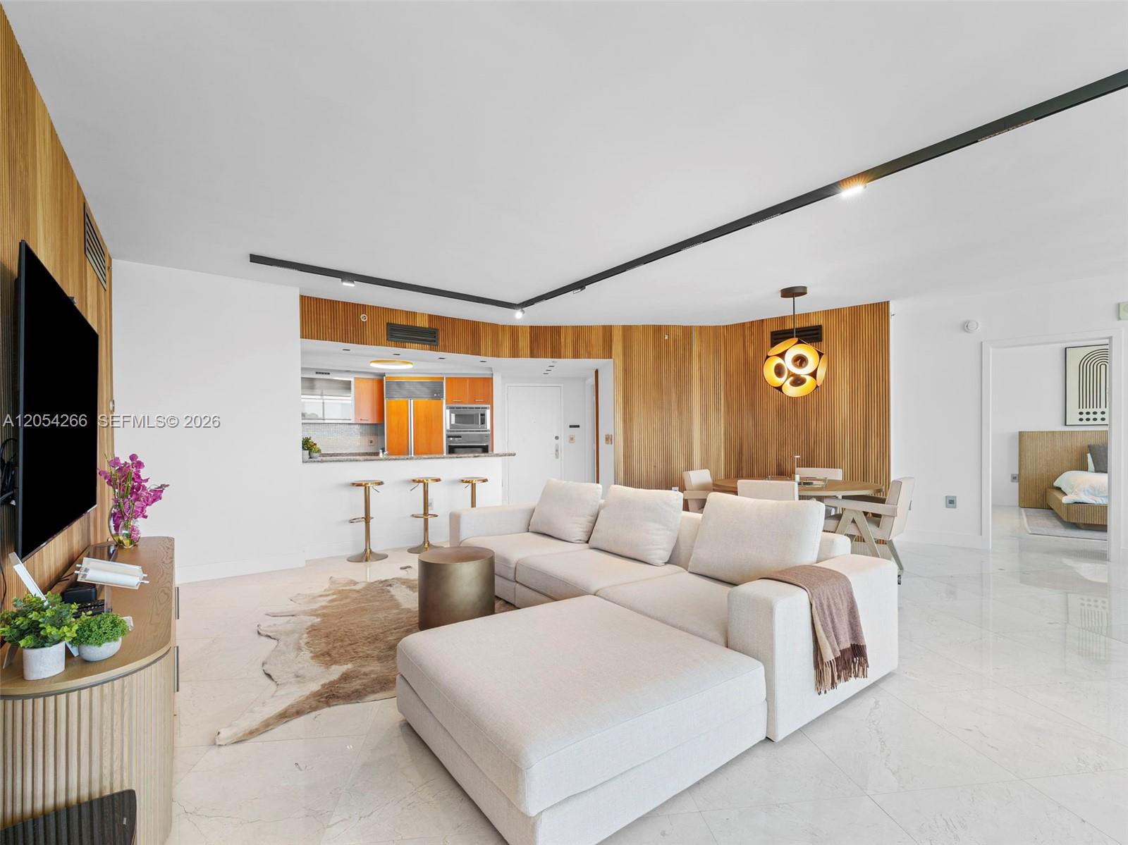 400 Alton Road