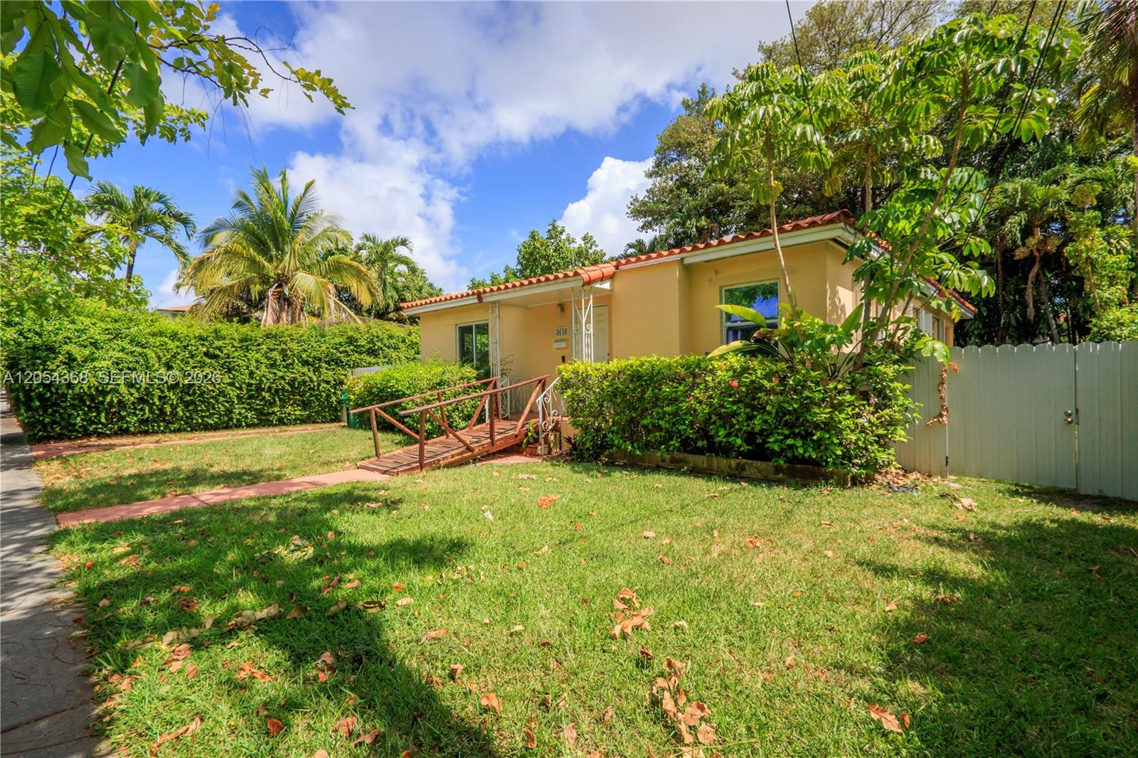 3640 SW 16th Street