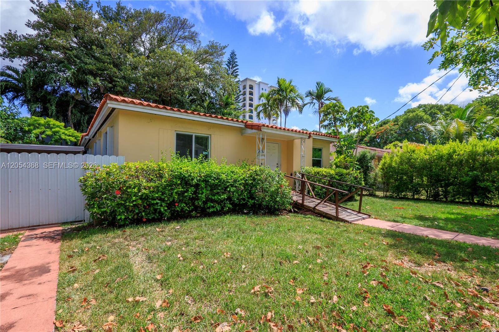 3640 SW 16th Street