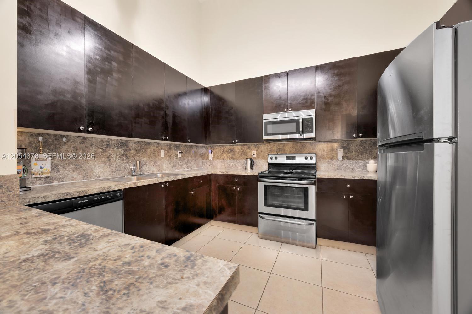 3326 NE 11th Drive