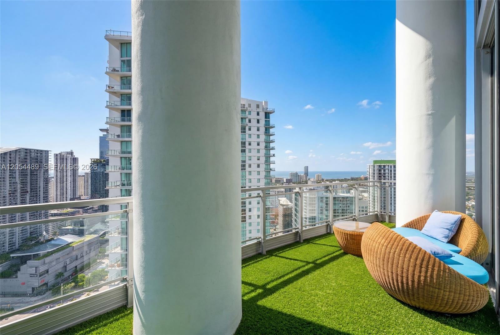 90 SW 3rd Street