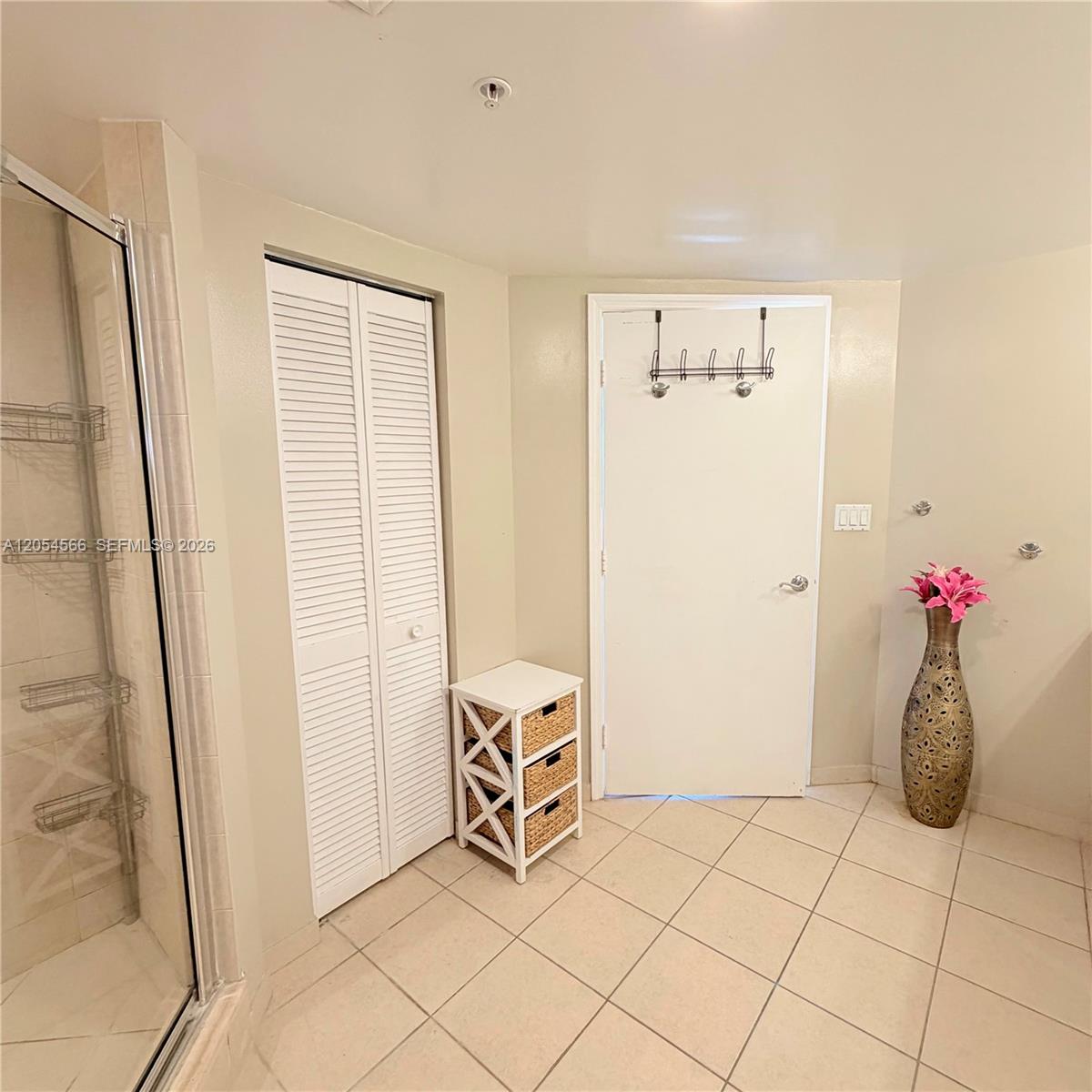 16699 Collins Avenue