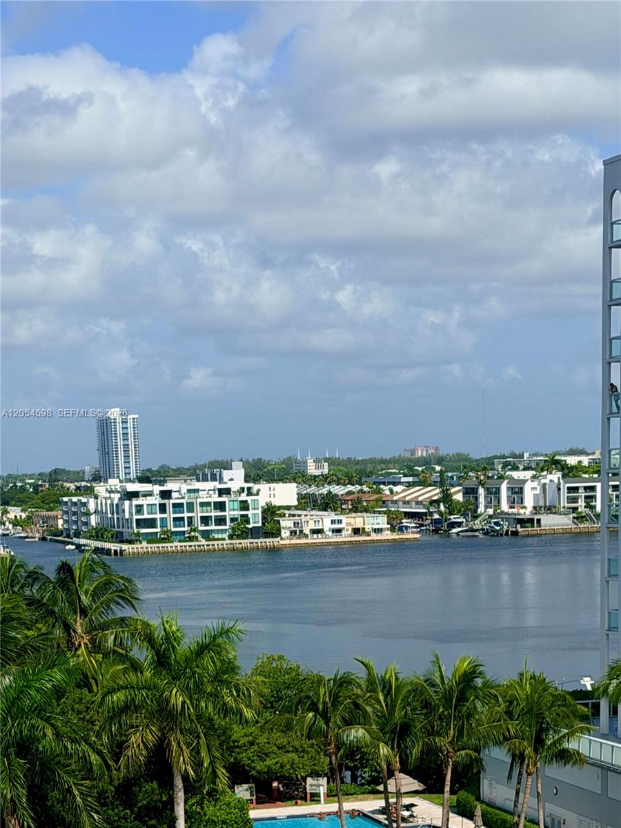 17021 N Bay Road