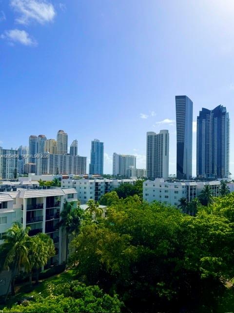 17021 N Bay Road